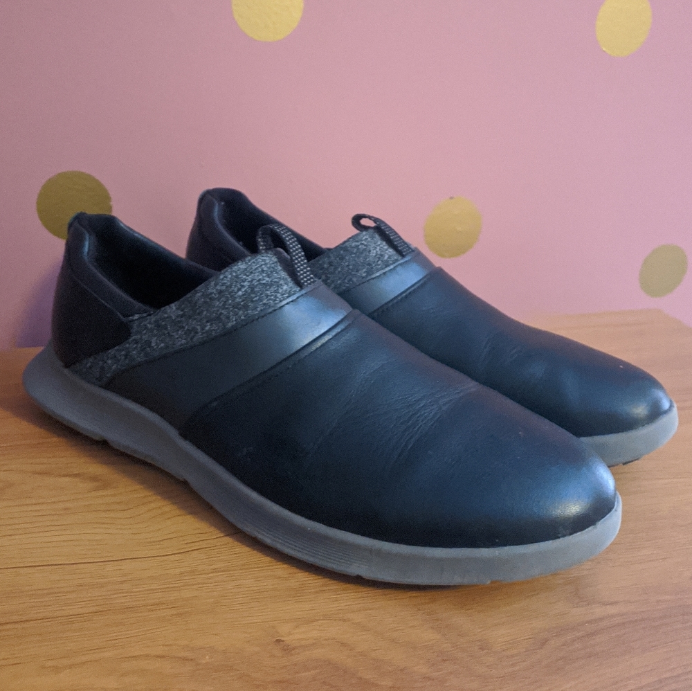 Shoes for Crews Alia Women's Black Water-resistant Hoverlite Shoe